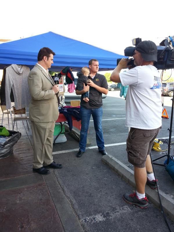 Bryan Scofield <a href="/KTNV/">KTNV | Channel 13 News Las Vegas</a> with Jason &amp; Parker Horwitz <a href="/TSmoothie702/">Tropical Smoothie NV</a> during Coats for Kids. Help So. NV Kids stay warm!