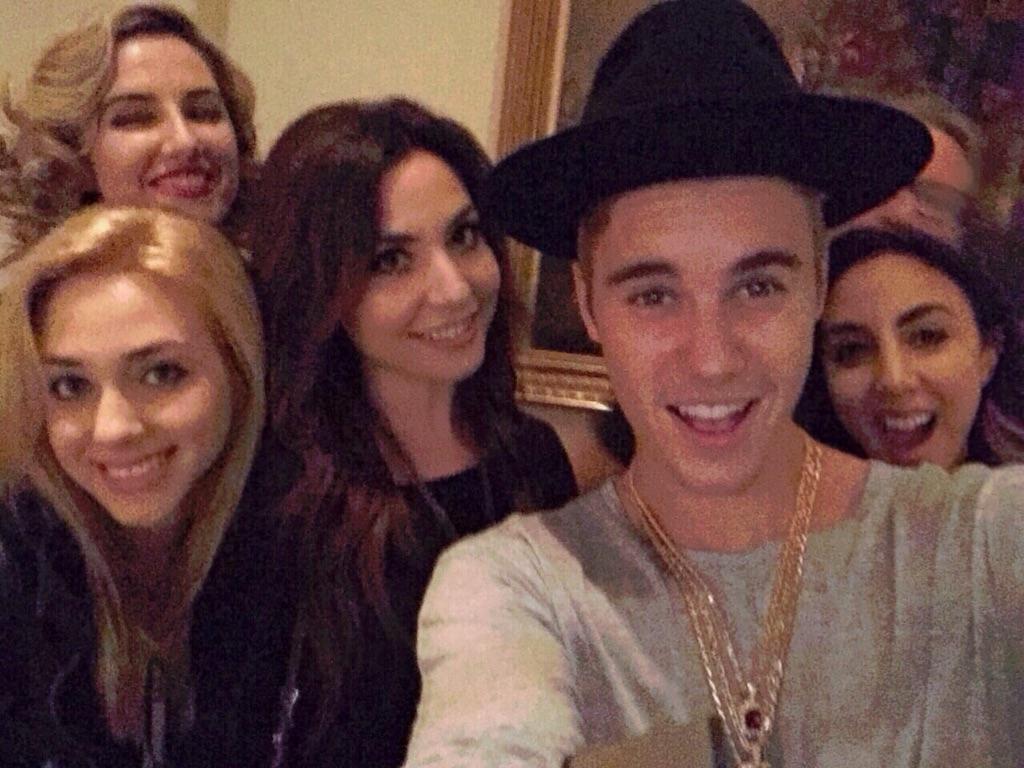 Embedded image permalink