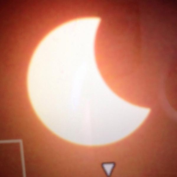 HM_Shander's tweet image. Another #eclipse2014 picture.
