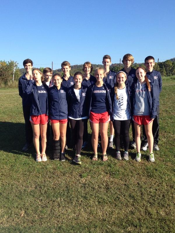cbarton001's tweet photo. Several ribbons, a couple of PR's and Cassidy to state = GREAT DAY!! #sdxc #greatkids http://t.co/UYclVC435E