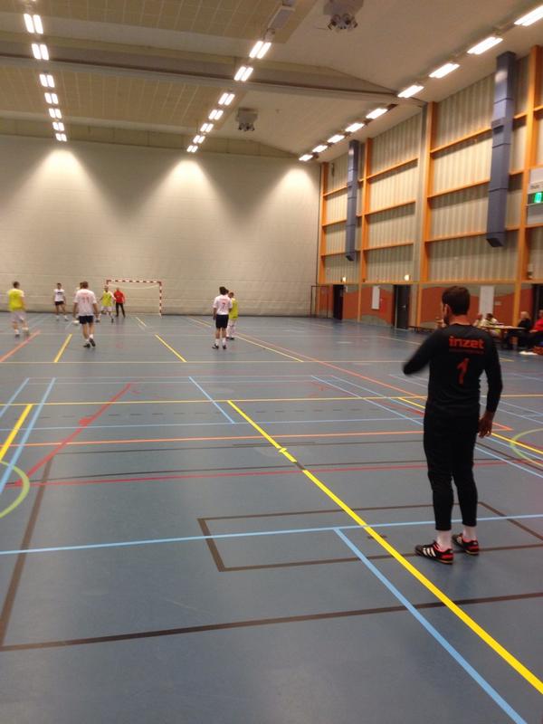 StichtingHZVC's tweet photo. Vandaag werd er weer gespeeld in de Hoofdklasse en 1e klasse. Veel spektakel en spannende wedstrijden http://t.co/kBBLdl5giI