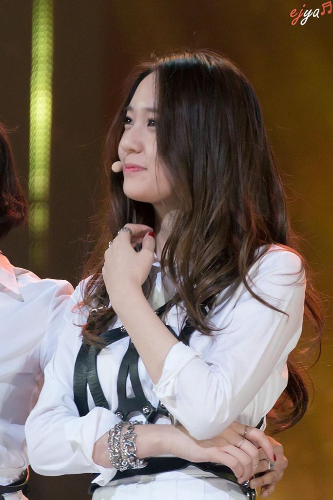Happy birthday for real and roleplay of Krystal Jung f(x). pleasee keep healthy and beautyyy yaaaaa 