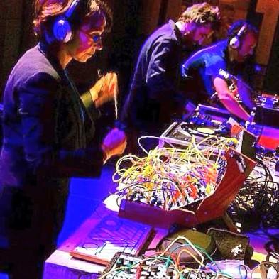 AndyVotel's tweet photo. @themonsterist NeoTantrik set-up, currently touring (Berlin Tomorrow) #BuchBuch http://t.co/iy5rsDhg4r