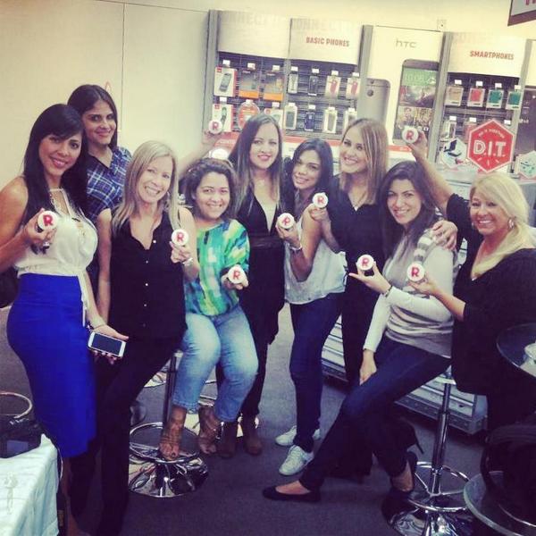 AlzateJulia's tweet photo. ♡LOVE MY NEW SPEAKERS Evento #GiftSmart @RadioShack @webcitygirls @Ponderela @astriddrivera @MaynaNevarez @nevarezpr http://t.co/ekRHGWDCxg