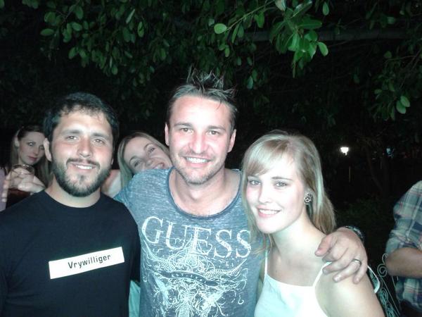 NikNaks125's tweet photo. Dankie @adamtasmusiek vir 'n FANTASTIESE show by die #Bôrdienghuis ! Iets wat ek kan af tick op my bucketlist :) http://t.co/JLMKgGDUsg
