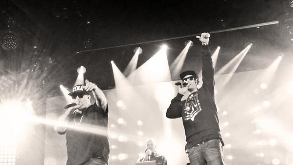 444AHMED444's tweet photo. Capi del rap #dogoradioitalialive #ClubDogo #Radioitalia @THEREALGUE @thereallafuria @theRealDonJoe @therealclubdogo http://t.co/yJ3bqYdR04