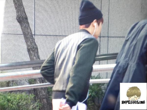 BTS_FACTS's tweet image. HopeSmiling0218: 141024 뮤뱅출근길 ㅠㅡㅠ잘 못 봐서
#방탄소년단 #제이홉 #호석 @BTS_twt