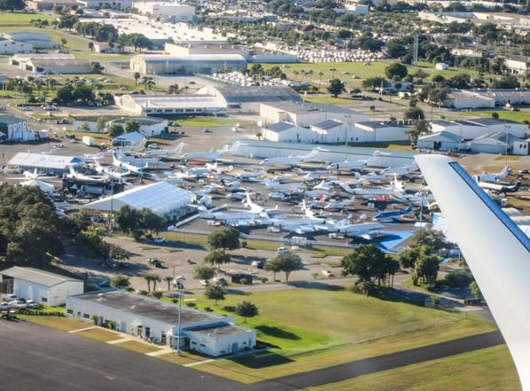 DassaultFalcon's tweet photo. En route back from successfull and productive  #NBAA14 aboard Falcon 900LX http://t.co/UV0xFoLNBg