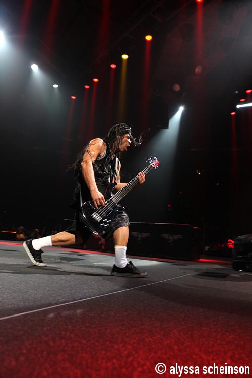 Photo: Happy Birthday to Robert Trujillo! 