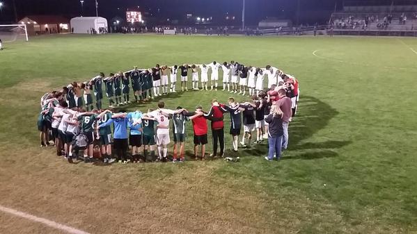 MaizeSports's tweet image. Congrats to the guys soccer team as they won senior night 6-3!#gomhs