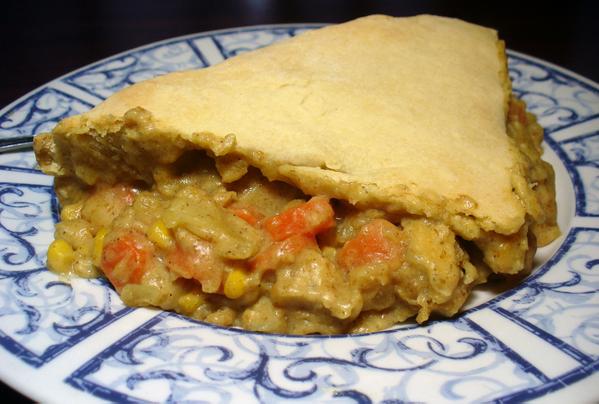 vegandaemon's tweet photo. #Vegan #chicken pot pie! #CLUCKtober @BeyondMeat http://t.co/rZuuK6pDow