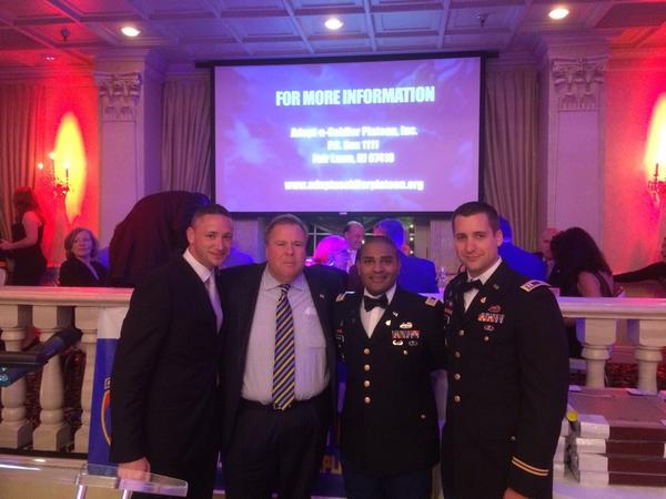 gregoryfburke's tweet photo. Proud to support & honor Wounded Warriors w @EmpireCLS @laneoffice in New Jersey! #MBNstrong @marcshapses http://t.co/r5LvBgUGvi
