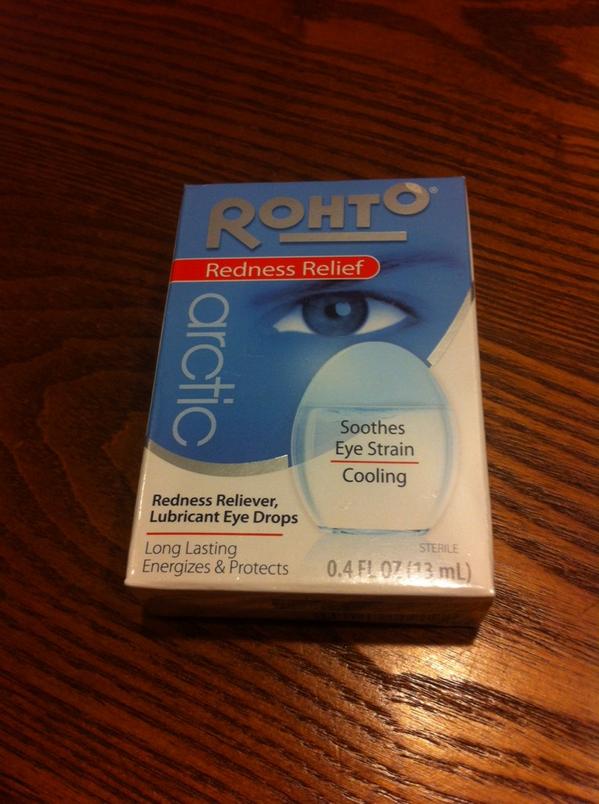 BrianOKeefe01's tweet photo. Mom "You should use these for irritated eyes" oh don't worry I will mom #shehasnoidea #rohtos #delotos http://t.co/y9RGmC9rC3