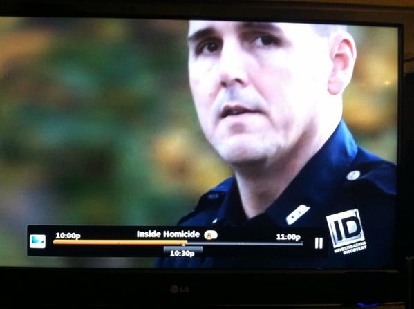DetSRBenton's tweet photo. #InsideHomicide @DetectiveKOtts Working hard to help me solve this case! http://t.co/WChVVuL9AV
