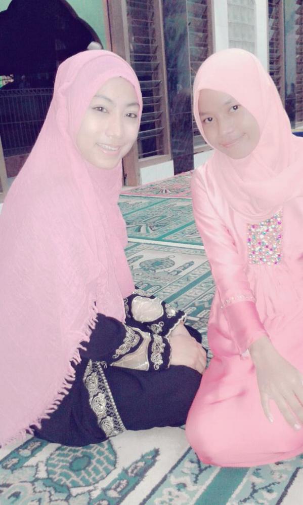 kovaciczack's tweet photo. Majelis ke 2 with remaja masjid al-makmur dan guru kita ust @zaky_mubarok99 insya allah ilmu nya bermanfaat amin http://t.co/v2yxF6C7tS
