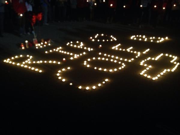 TheNamesMags's tweet photo. Candle light visual tonight was amazing and even though we cant see u we knew u were there with usโค๏ธ #FlyHighCole http://t.co/q9igR9PbxT
