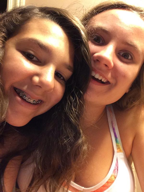 2paige5's tweet photo. Aw look @kaam_bamm were cute http://t.co/i6efwfmkbS