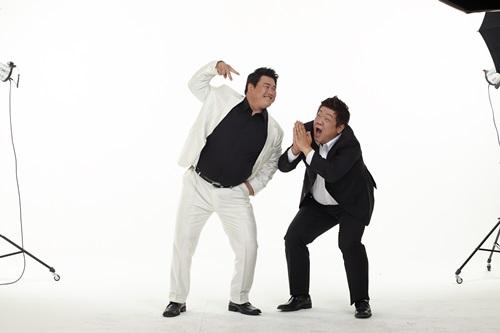 <큰세계> 김준현-유민상 멱살잡이?!
<개그콘서트>에도 그렇게 티격태격하더니..
이번엔 멱살까지 잡고 싸우는 두 형님~
이런 모습보면 꼭 톰과 제리ㅎㅎ
이번엔 또 무슨 일로??