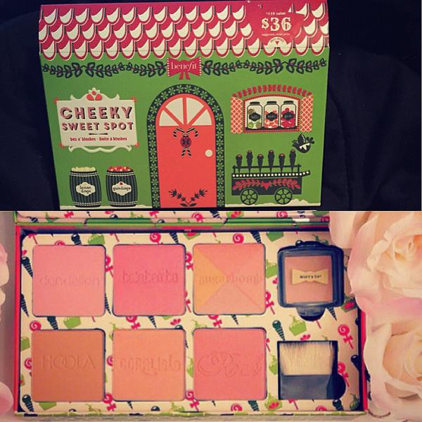 Samanthasherea's tweet image. Look what I got today!! #soexcited @benefitcosmetics #makeupaddict #blushaddict #ilovebenefit 💋