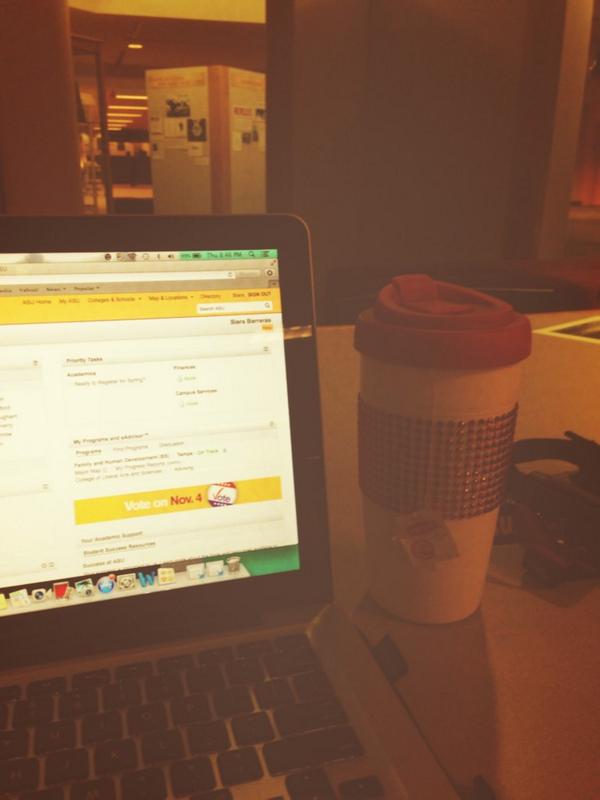 _siarabarreras's tweet image. Late night study session all by myself! 👌✌️#haydenlibrary