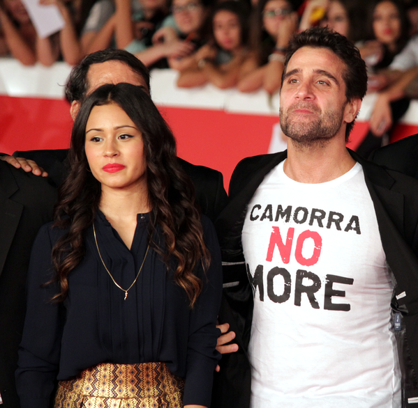 ivancastiglione's tweet photo. #camorra #robertosaviano #redcarpet #festivaldelcinemadiroma #RFF9 #imilionari #ivancastiglione #gomorra #rff2014 http://t.co/jVf2gEWuBp