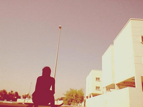 JpKhalifa's tweet photo. SkateSafe http://t.co/MX6XP6F2AC