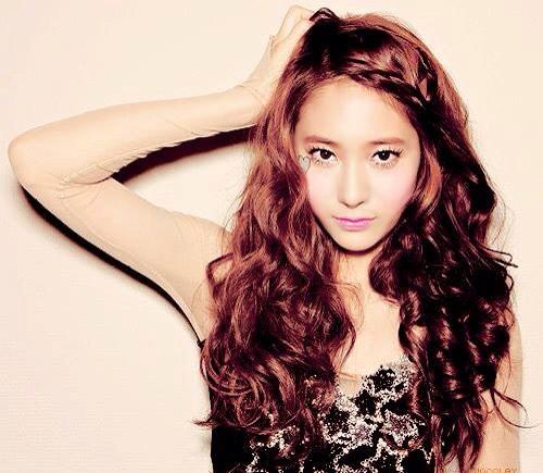  HAPPY BIRTHDAY KRYSTAL JUNG
Saranghaeyo      