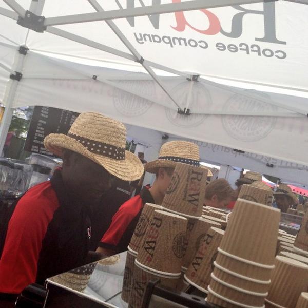 Dubai_Calendar's tweet photo. Looking for something to do this morning #RipeMarkets are on at Zabeel Park entrance at Gate 1 @Ripeme #MyDubai http://t.co/gI3GMVMjQn
