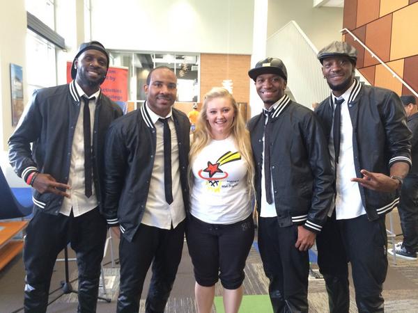 lenafrappier's tweet photo. Best damn artists I've ever heard! Even the short one #goodlookinggroup #soundsevenbetter http://t.co/w3HcxUeAEH