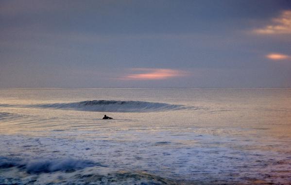 Aggiesurfshop's tweet image. Early morning surfing #firstoneout #surfing