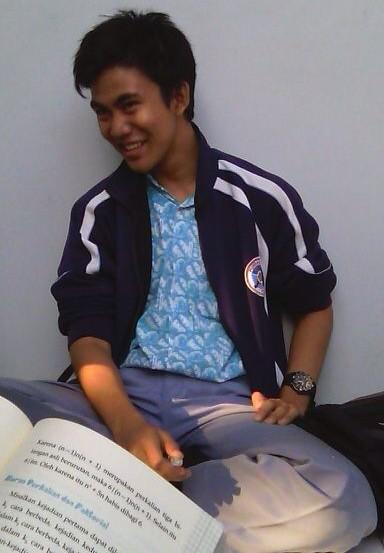 Ketua kita tercinta ini masa baktinya tinggal 4 hari lagi hoho cc: <a href="/luthfypriswana/">Luthfy Priswana</a>