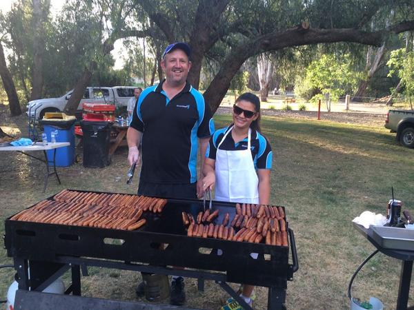 Valley Sport staff tonight helping out at @GreaterShepp's Twilight Stroll #mastersoftheBBQ #greatcommunityevent