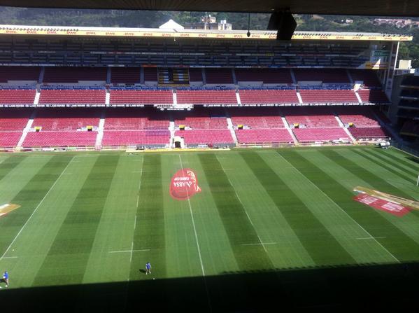 ScoutedSA's tweet image. Newlands looking amazing, gonna be a cracker... predictions? "@JeanSmyth: Scene set for tomorrow's #CurrieCup final http://t.co/Knbp0ZDWJP"