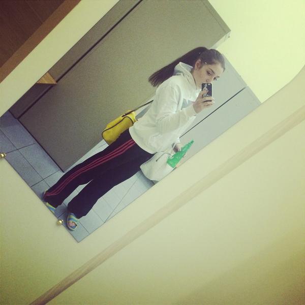 mus_aliya's tweet photo. Что то у меня хорошее настроение,
может пятница.
Может развратница😂😂😂
Вот такое утро у меня сегодня в зале http://t.co/lWPag9EJJH