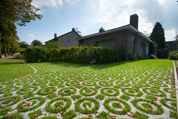 TuinTipper's tweet photo. #Marlux dient project met de waterdoorlatende bestrating #Virage in voor de #FEBEElementsAwards2014. Duimen maar! http://t.co/twnTvul7cM