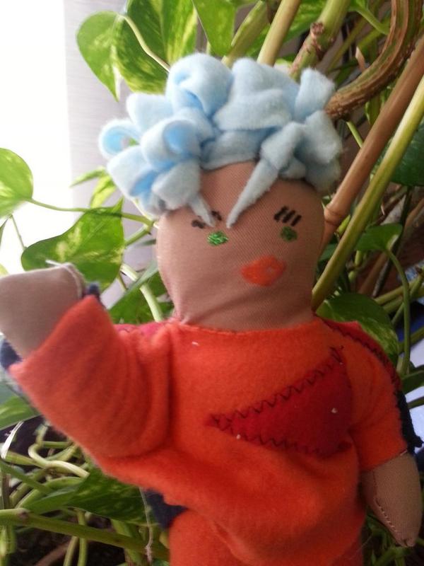 BuddyBlanquilts's tweet photo. #Scarecrows seem like a good choice of #gift &amp; not just for #Halloween. All bespoke. http://t.co/Gq9qTHNHSV