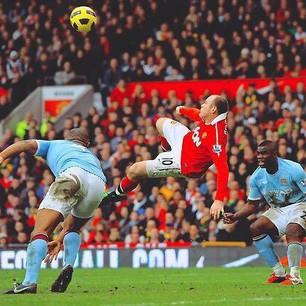 Happy 29th birthday to Uniteds number 10, Wayne Rooney! Best wishes for you, Captain! 