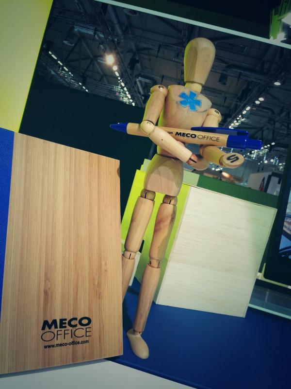Sagalgroup's tweet photo. #sagalwoodenman has had a great time visiting the Meco stand! :D #Orgatec2014 #officedesign http://t.co/AMRsrhswGF
