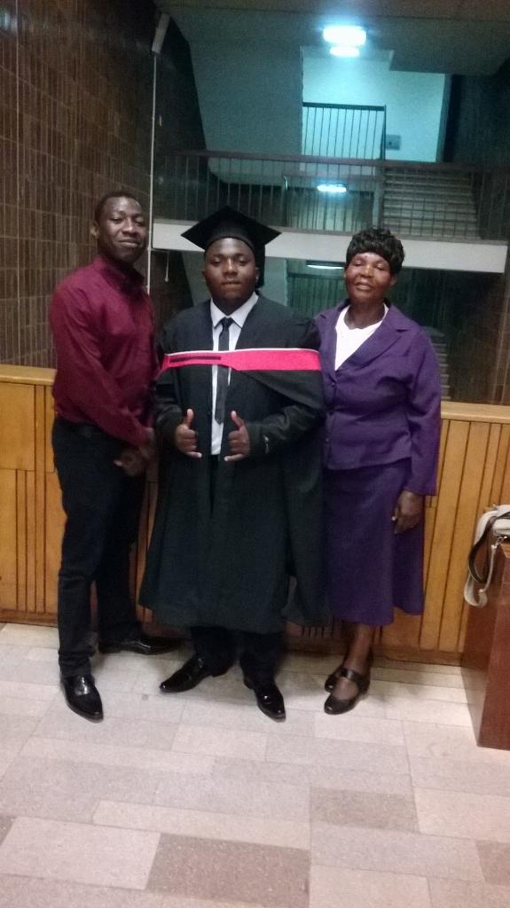 biiza2's tweet image. Family thank you for the support