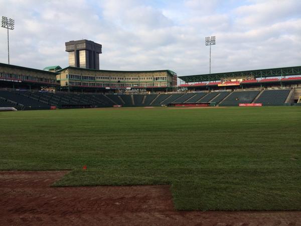 Sgf_Cardinals's tweet photo. Almost done! #FieldTransformation http://t.co/s30BTnYQEC