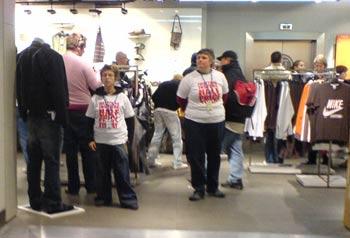 spacehijackers's tweet photo. From the archives: Half Price Sale Reprise, 2006 http://t.co/S1Dq3WJvoW #projectfoad http://t.co/rlZhOdpbql