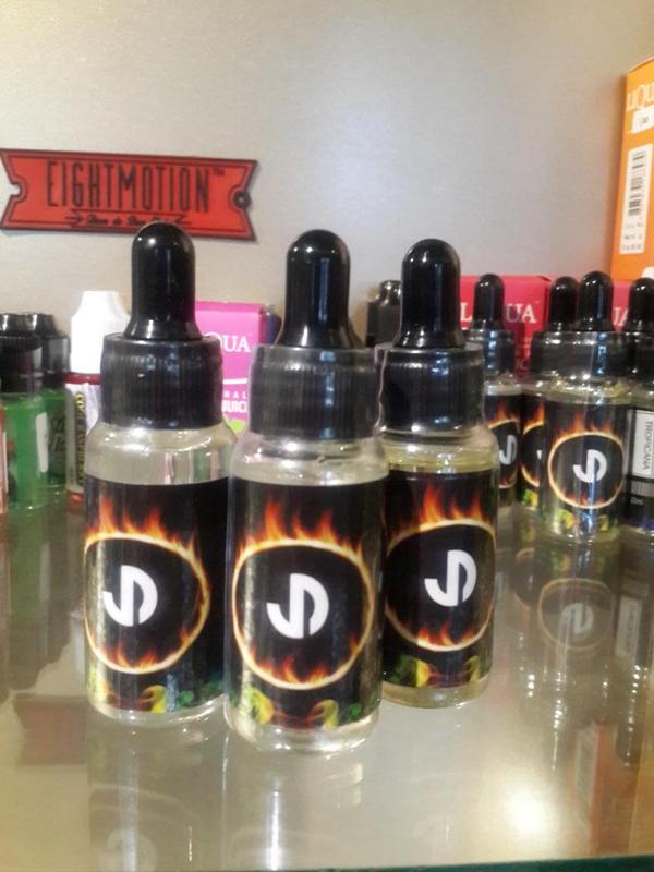 EIGMO LABS OF VAPOR ..JUST ARRIVE 
JD LIQUID *POPCORN CARAMEL*JAVARIAN TOBBACO*TROPICANA CANDY .