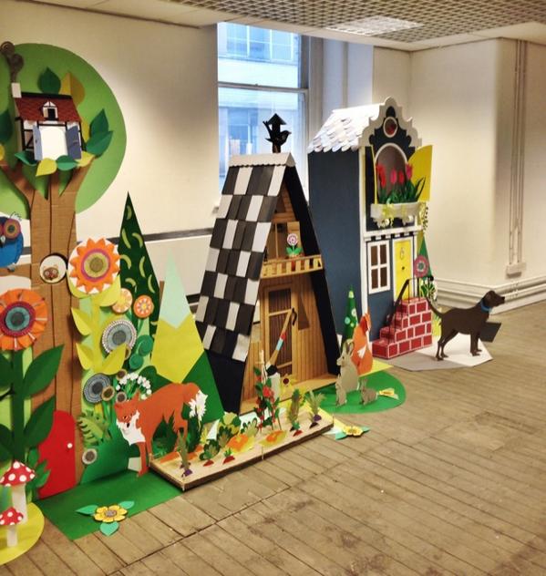 paperhelen's tweet photo. Everything must go* all reasonable offers accepted! #thescienceofplay @ Federation House M4 *except Earl & rabbits! http://t.co/4lQyDSPuUM