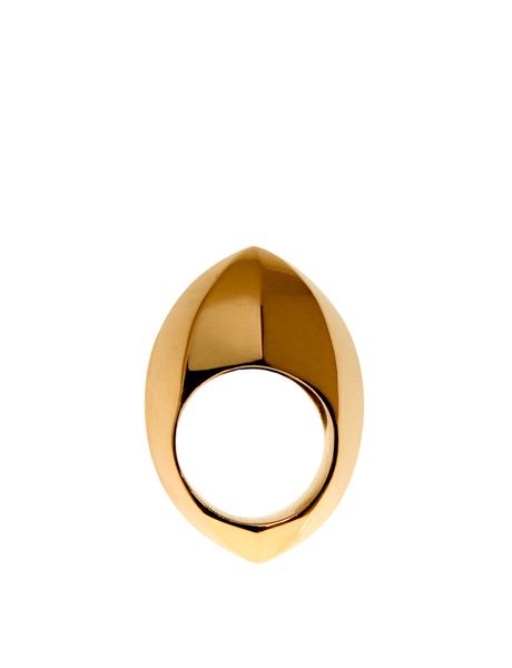 ajmbl8's tweet photo. 'Zeppelin' ring @BelmaczMayfair http://t.co/hWM2ZYSggn