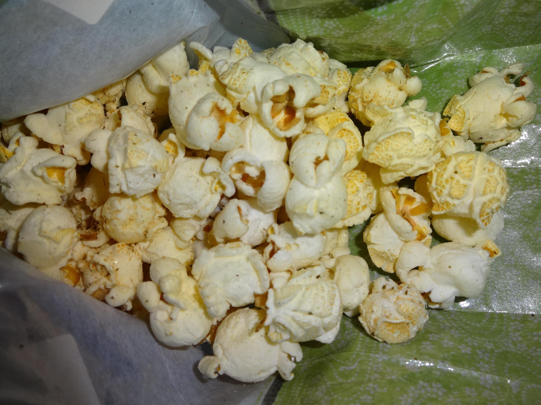 稲垣高広 仮面次郎 今晩のアニメ ドラえもん の1話めは 怒りのエネルギーでポップコーンをつくるお話でした ちょうど ポップコーンを買ってきてあったのでこのタイミングで食しました 東京ミレニアム ハイカラ ポップコーン のりわさび味です