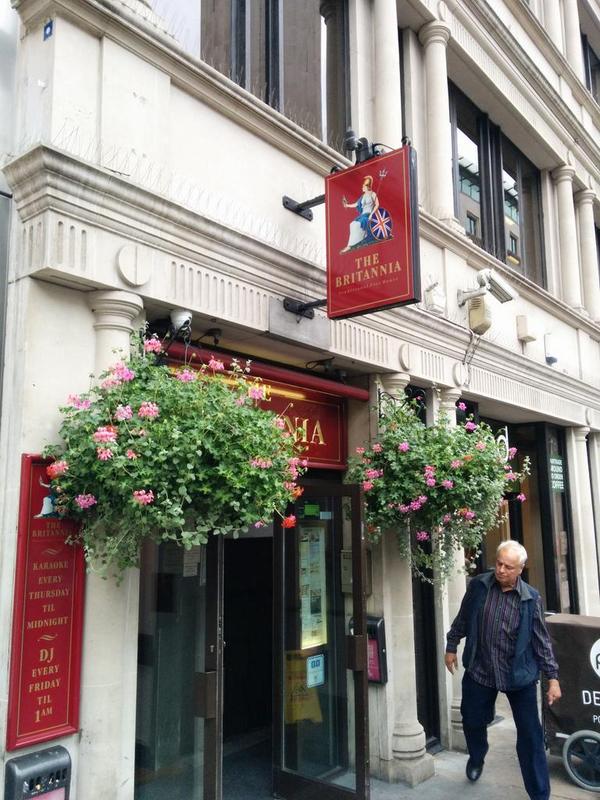 tristanmarmont's tweet photo. Rule Britannia! #CircleLinePubCrawl #Pub5 http://t.co/sKkay1Wpsk