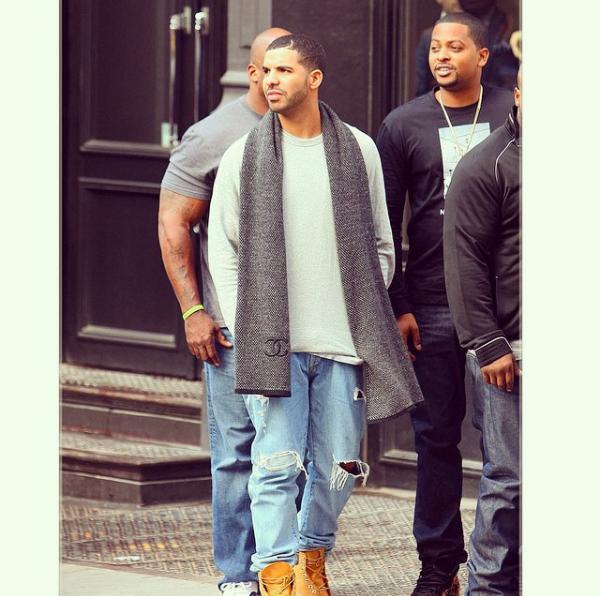 HAPPY BIRTHDAY BABY BABYYY, KNOW I LOVE YOUUUU !!
OVO, AUBREY DRAKE GRAHAM         