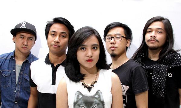 Psst... Ini Dia Detil Launching Party Album Terbaru Killing Me Inside bit.ly/1tqAofc