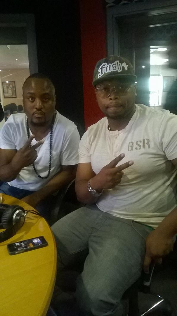 prestigecarbike's tweet photo. Awesome interview today with @sam_lehoko on @Yfm wit @DjDimplez @POPBOTTLES_SA &amp; @GinoBrown_Music #MercyO @JustMo_DJ http://t.co/KQ9DpMTw4n