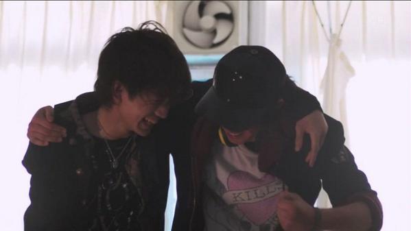 bot_bakarea's tweet photo. 喧嘩にかって喜ぶユウキと誠 http://t.co/jGh7NxxVO2